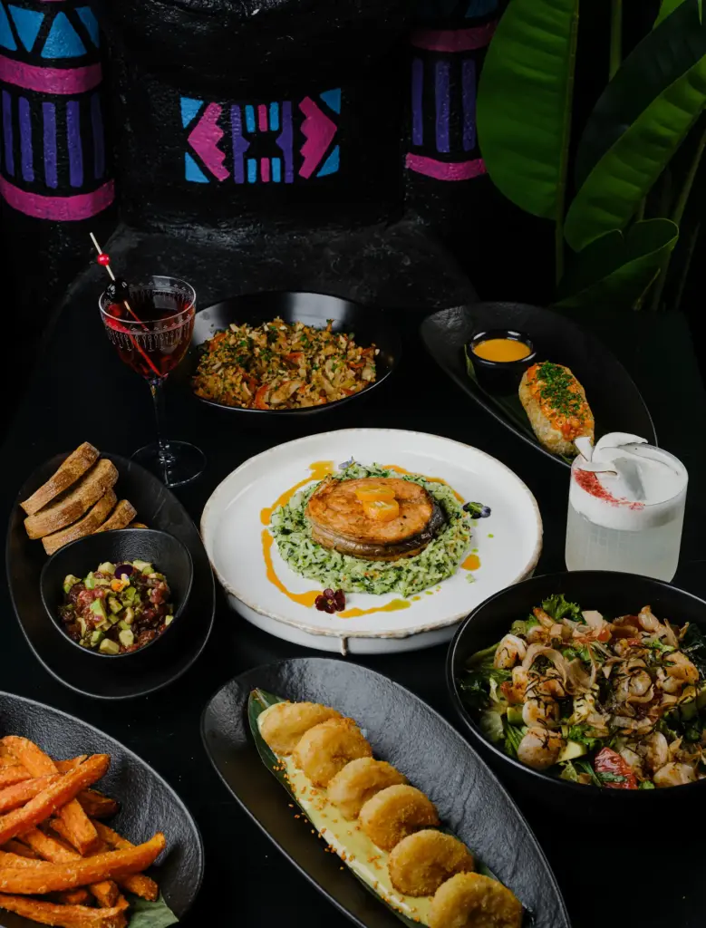 Fiji Lounge Bar